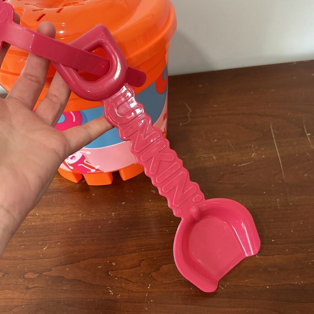 Dunkin Donuts Munchkin Beach Bucket Sand Shovel 2025 Limited Edition Summer - Picture 6 of 8